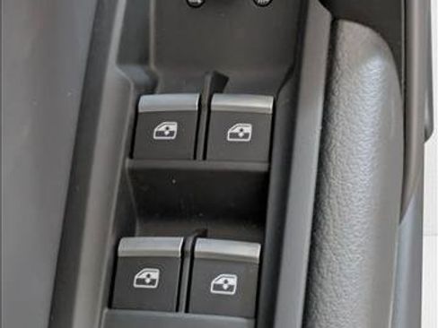 New 2025 Audi Q5 2.0T Premium image 14