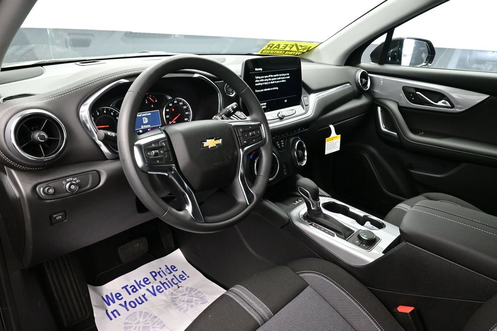 New 2026 Chevrolet Blazer LT w/ Convenience Package AWD/4WD image 15