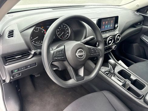 Used 2024 Nissan Sentra S FWD image 4