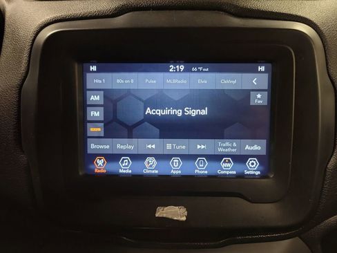 Used 2021 Jeep Renegade Sport image 19