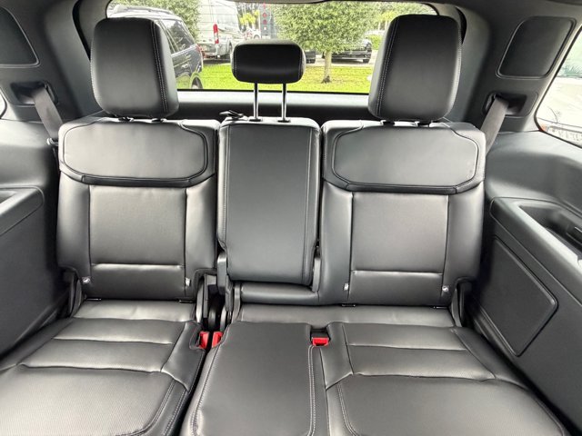New 2027 Ford Expedition Platinum w/ Stealth Appearance Package AWD/4WD image 16