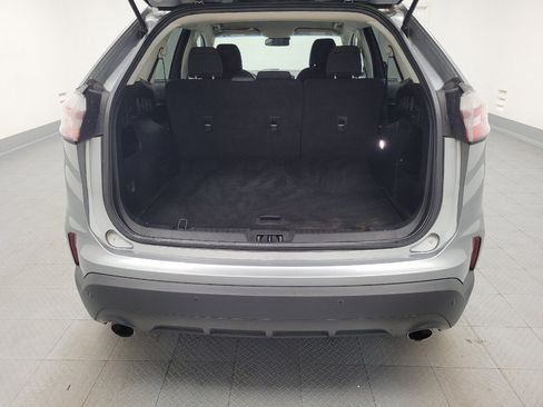 Used 2020 Ford Edge SE FWD image 29