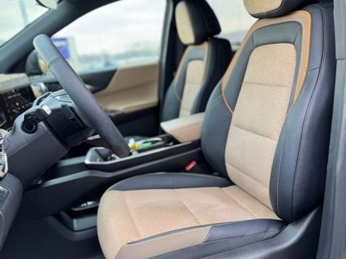 Used 2025 Chevrolet Equinox ACTIV image 14