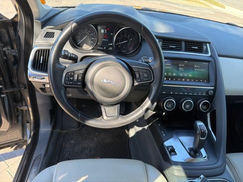 Used 2019 Jaguar E-PACE S image 12