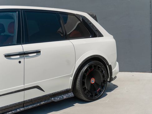 Used 2026 Rolls-Royce Cullinan AWD/4WD image 23