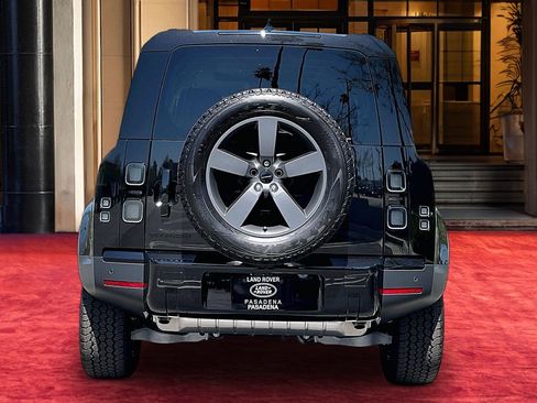 New 2026 Land Rover Defender 110 S AWD/4WD image 7
