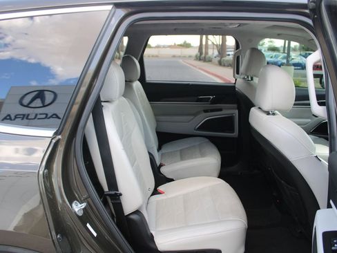 Used 2020 Kia Telluride SX w/ SX Prestige Package AWD/4WD image 13