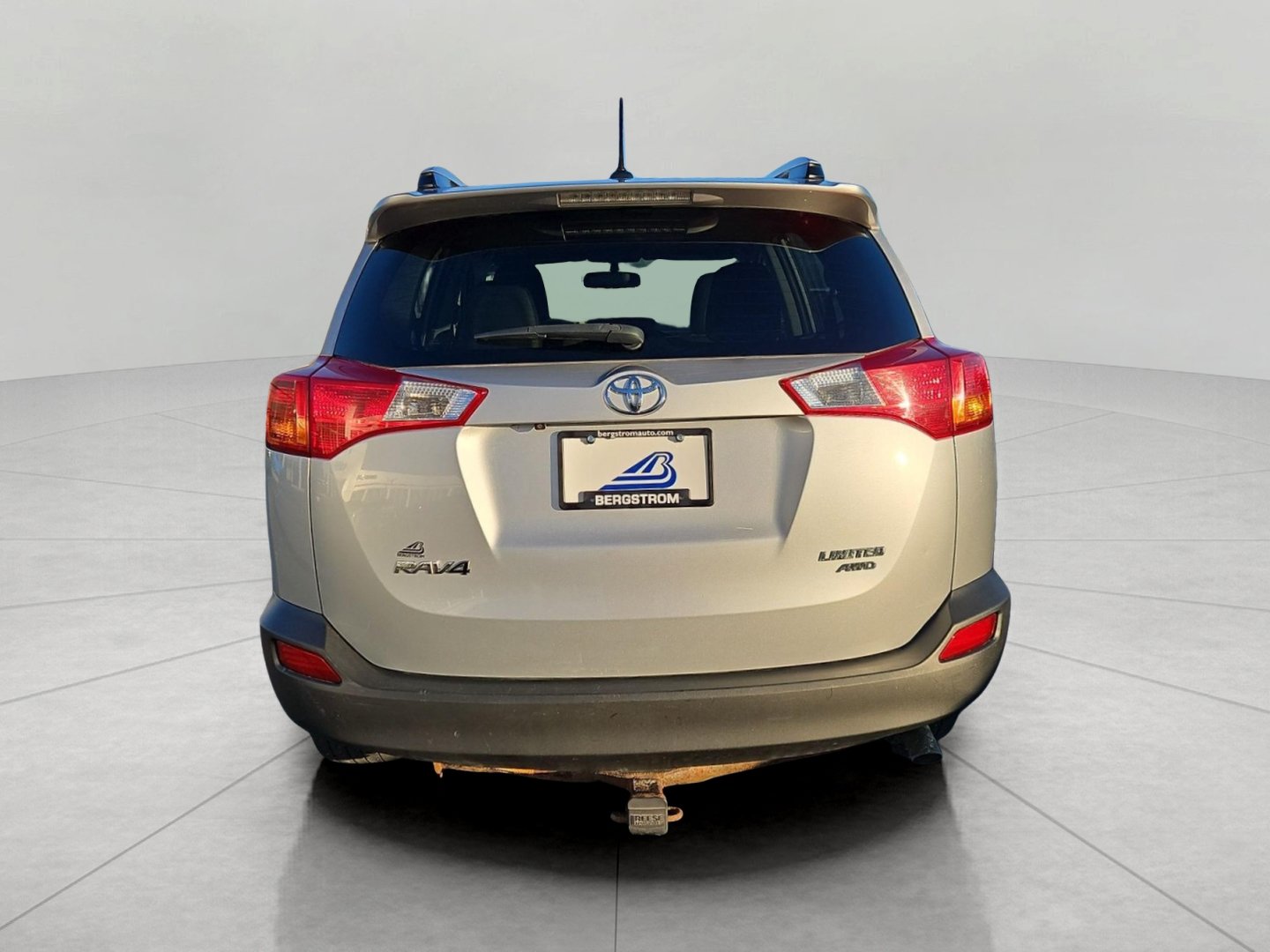 Used 2014 Toyota RAV4 Limited AWD/4WD image 7