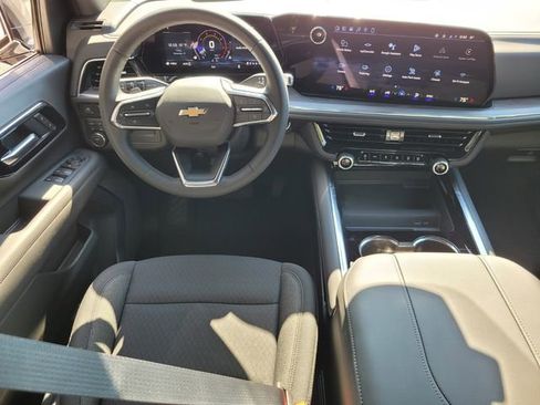 New 2026 Chevrolet Suburban LS w/ LPO, Dark Essentials Package image 19