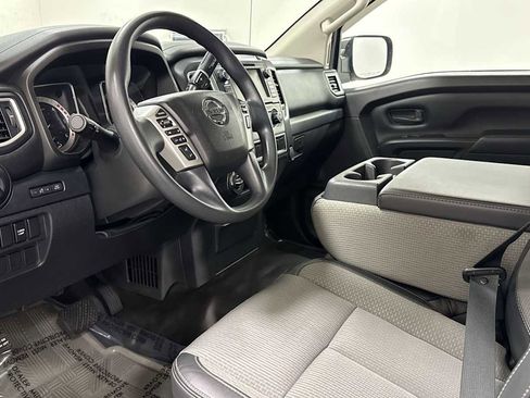 Used 2019 Nissan Titan S w/ S Utility Package image 12