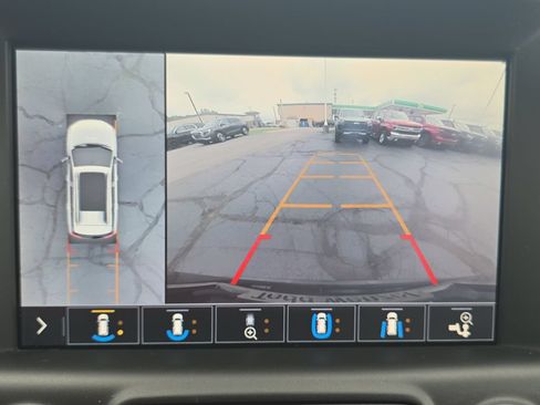 Certified 2019 GMC Terrain Denali w/ Advanced Safety Package AWD/4WD image 26