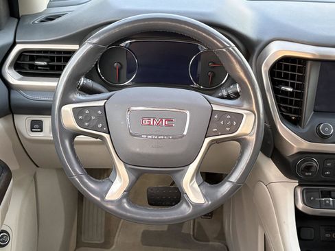 Used 2020 GMC Acadia Denali w/ Technology Package image 11