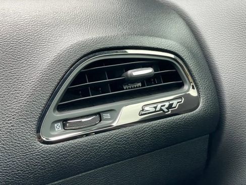 Used 2016 Dodge Challenger SRT Hellcat image 41