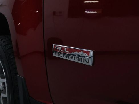 Used 2018 GMC Canyon All Terrain image 11