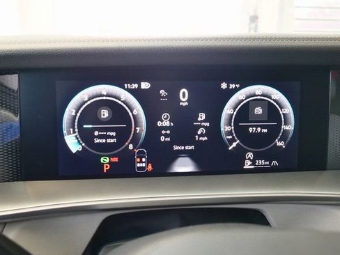 New 2026 Volkswagen Tiguan SE image 19