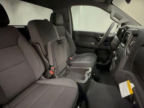 New 2026 Chevrolet Silverado 1500 W/T w/ WT Value Package image 19