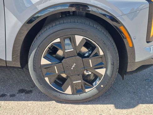 New 2026 Kia Sportage SX Prestige AWD/4WD image 17
