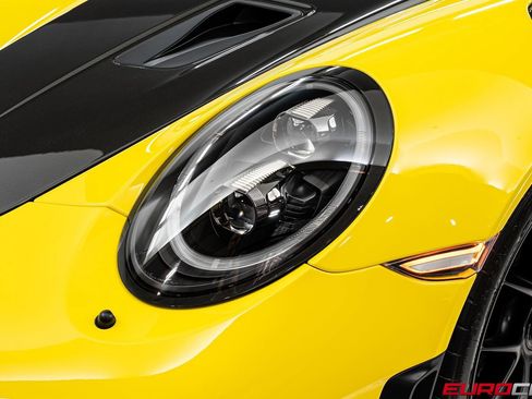 Used 2018 Porsche 911 GT2 RS RWD image 11