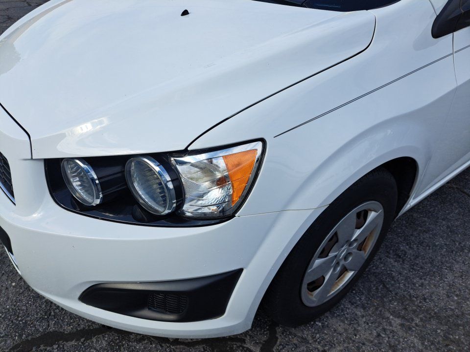 Used 2013 Chevrolet Sonic LS FWD image 21