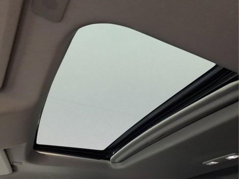 Used 2025 Chevrolet Silverado 1500 LTZ w/ LTZ Premium Package image 19