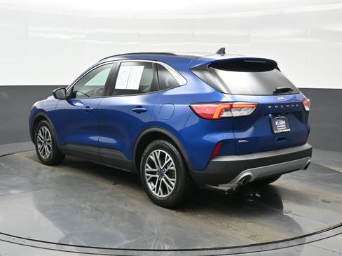 Used 2022 Ford Escape SEL w/ Technology Package image 4