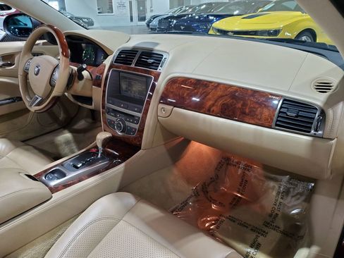 Used 2007 Jaguar XK Convertible image 15