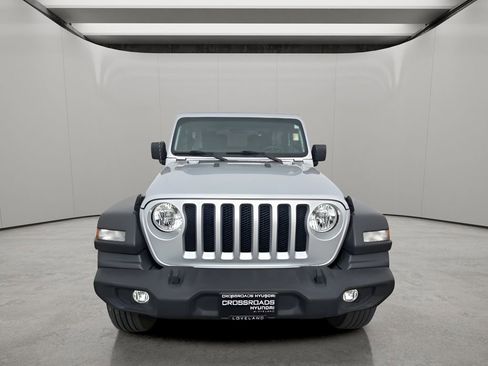 Used 2023 Jeep Wrangler Sport image 8