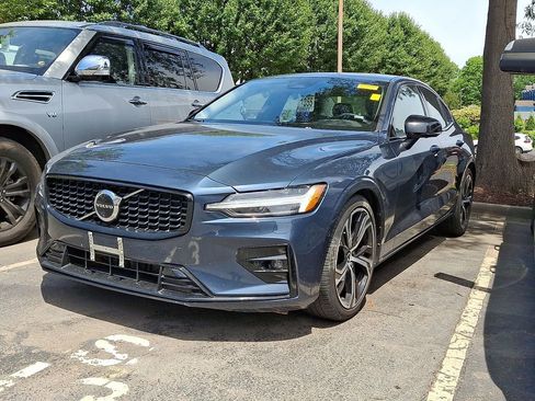 Used 2024 Volvo S60 B5 Plus FWD image 1