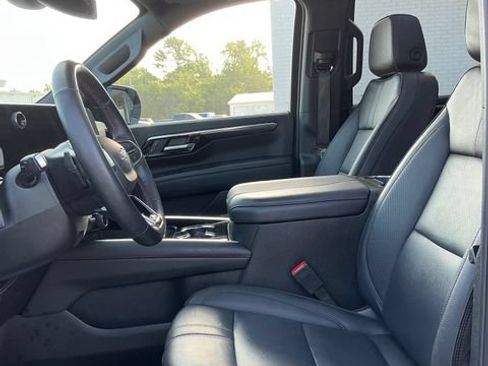 Certified 2025 Chevrolet Tahoe RST w/ Comfort Package AWD/4WD image 10