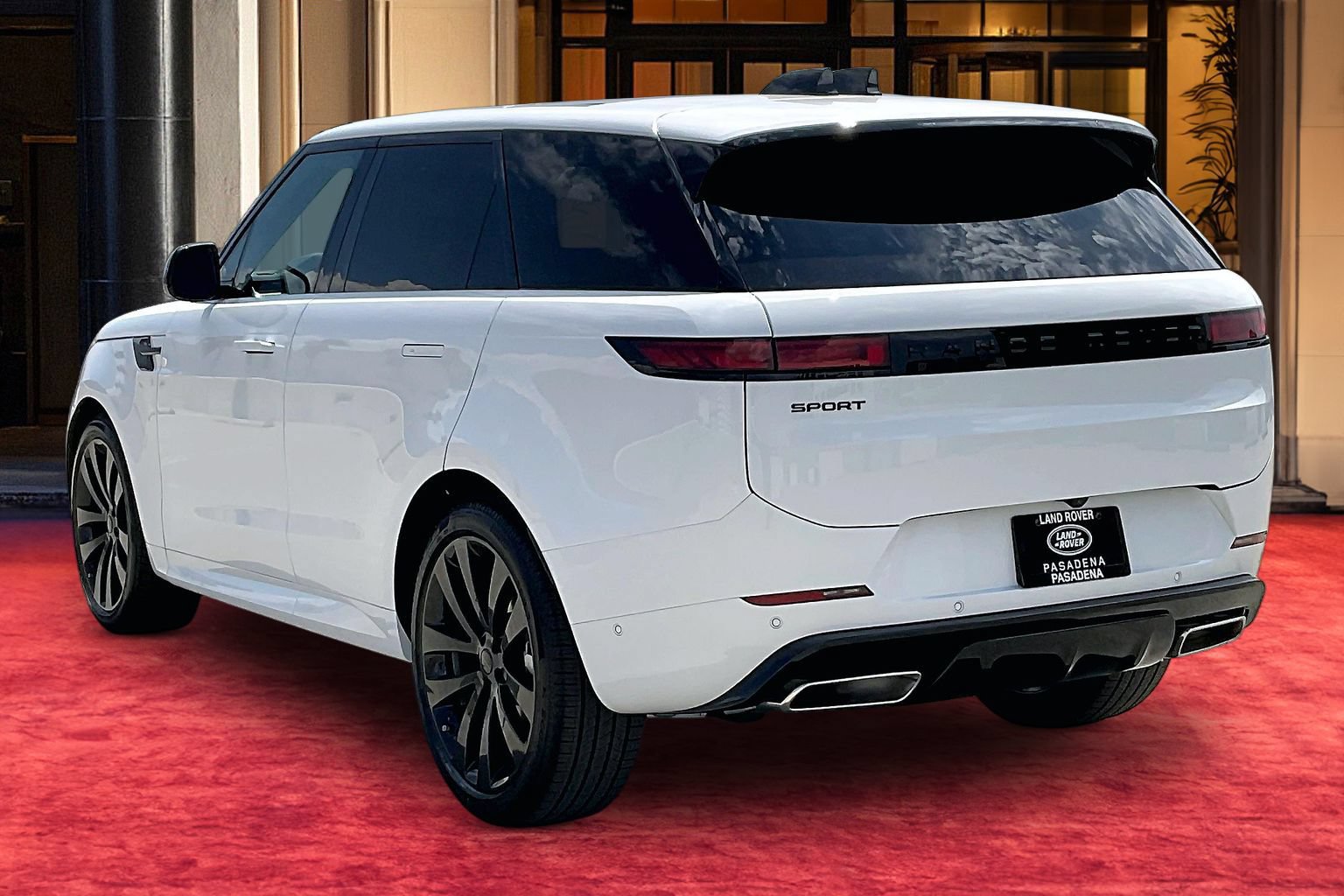 New 2026 Land Rover Range Rover Sport Dynamic SE AWD/4WD image 4