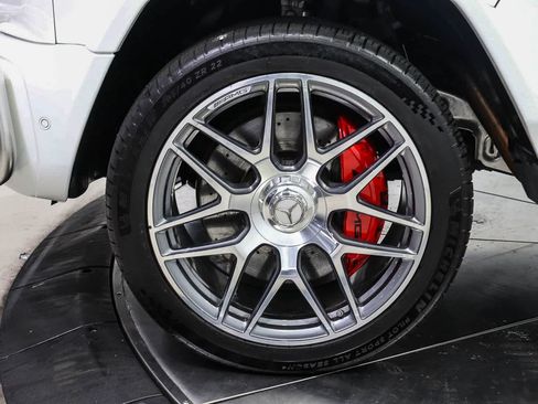 Certified 2022 Mercedes-Benz G 63 AMG 4MATIC image 9