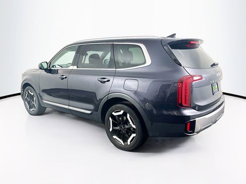 Used 2025 Kia Telluride S FWD image 5