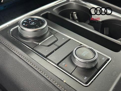 Used 2024 Ford Expedition XLT AWD/4WD image 33