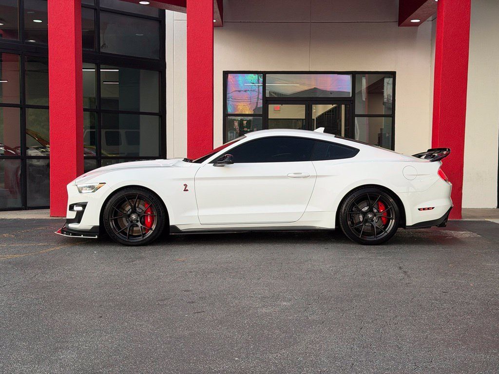 Used 2021 Ford Mustang Shelby GT500 w/ Technology Package RWD image 8