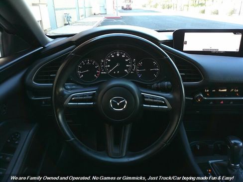 Used 2021 MAZDA MAZDA3 s image 14