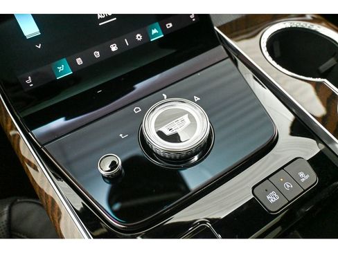 New 2026 Cadillac Escalade ESV Platinum Sport w/ LPO, ONYX Package image 33