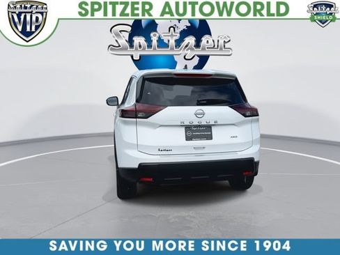Used 2026 Nissan Rogue SV w/ Cold Weather Package AWD/4WD image 8