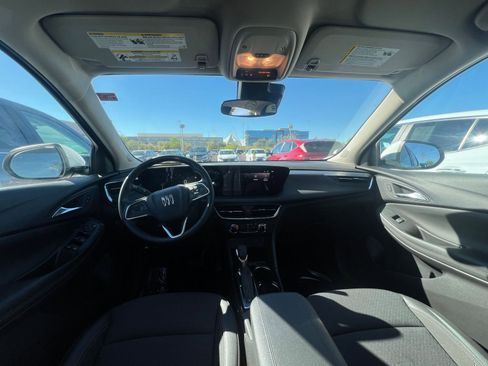 Used 2025 Buick Encore GX Preferred image 33