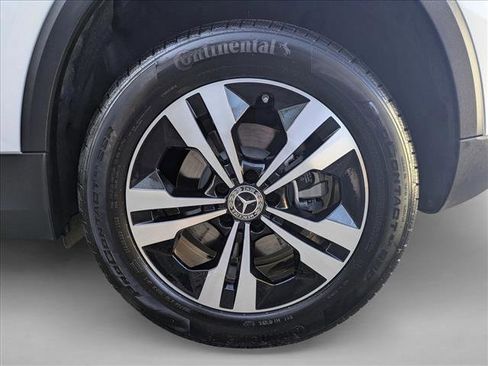 Certified 2025 Mercedes-Benz GLA 250 image 23