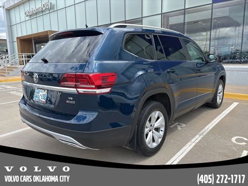 Used 2018 Volkswagen Atlas SE image 3