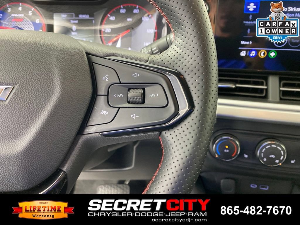 Used 2026 Chevrolet Trax RS FWD image 15