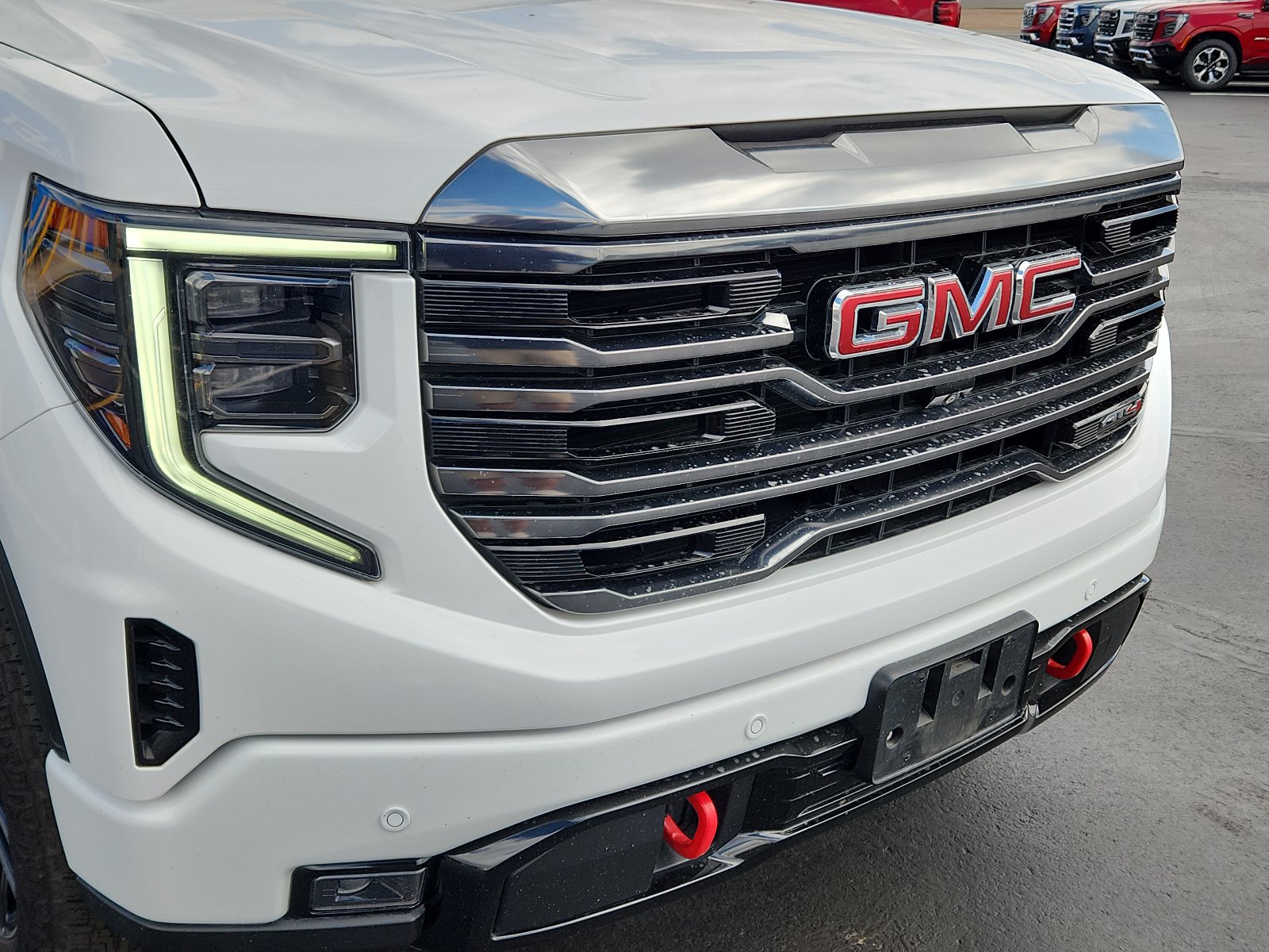 Used 2023 GMC Sierra 1500 AT4 w/ AT4 Preferred Package AWD/4WD image 6