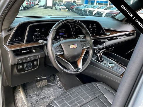Used 2023 Cadillac Escalade ESV Sport Platinum w/ LPO, ONYX Package image 16