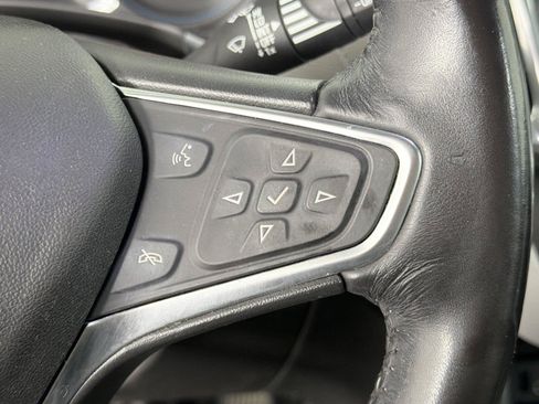 Used 2018 Chevrolet Equinox Premier FWD image 13