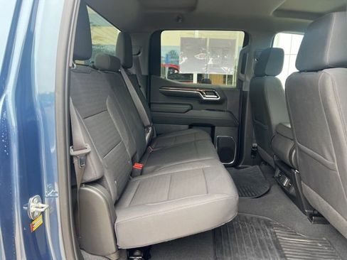 Used 2024 Chevrolet Silverado 1500 LT AWD/4WD image 24