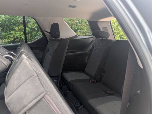 Used 2018 Chevrolet Traverse LT AWD/4WD image 5