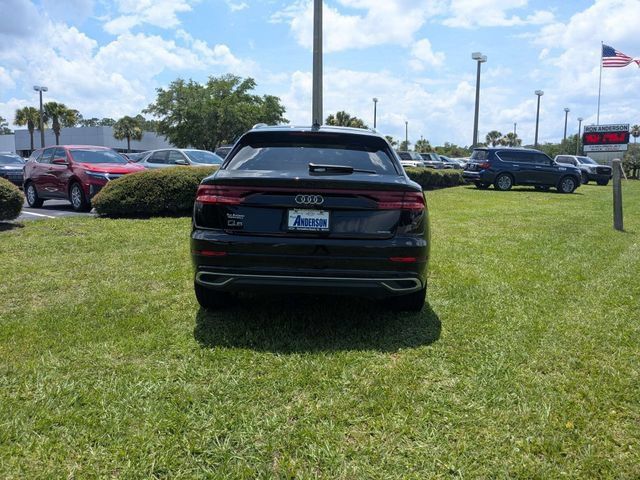 Used 2022 Audi Q8 Premium AWD/4WD image 4