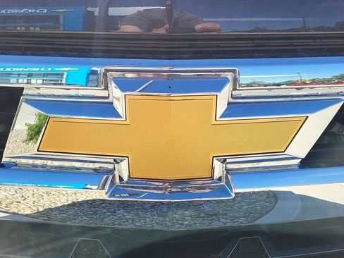 Used 2024 Chevrolet Silverado 1500 LT AWD/4WD image 37