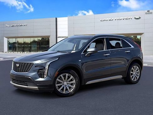 Used 2019 Cadillac XT4 Premium Luxury FWD image 1