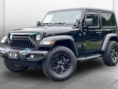 Used 2022 Jeep Wrangler Sport AWD/4WD image 15